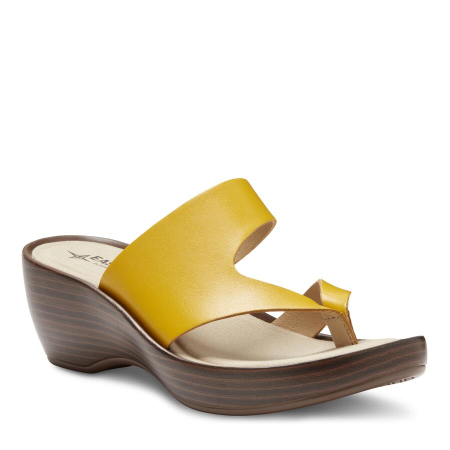 Women's Laurel Wedge Thong Sandal Yellow