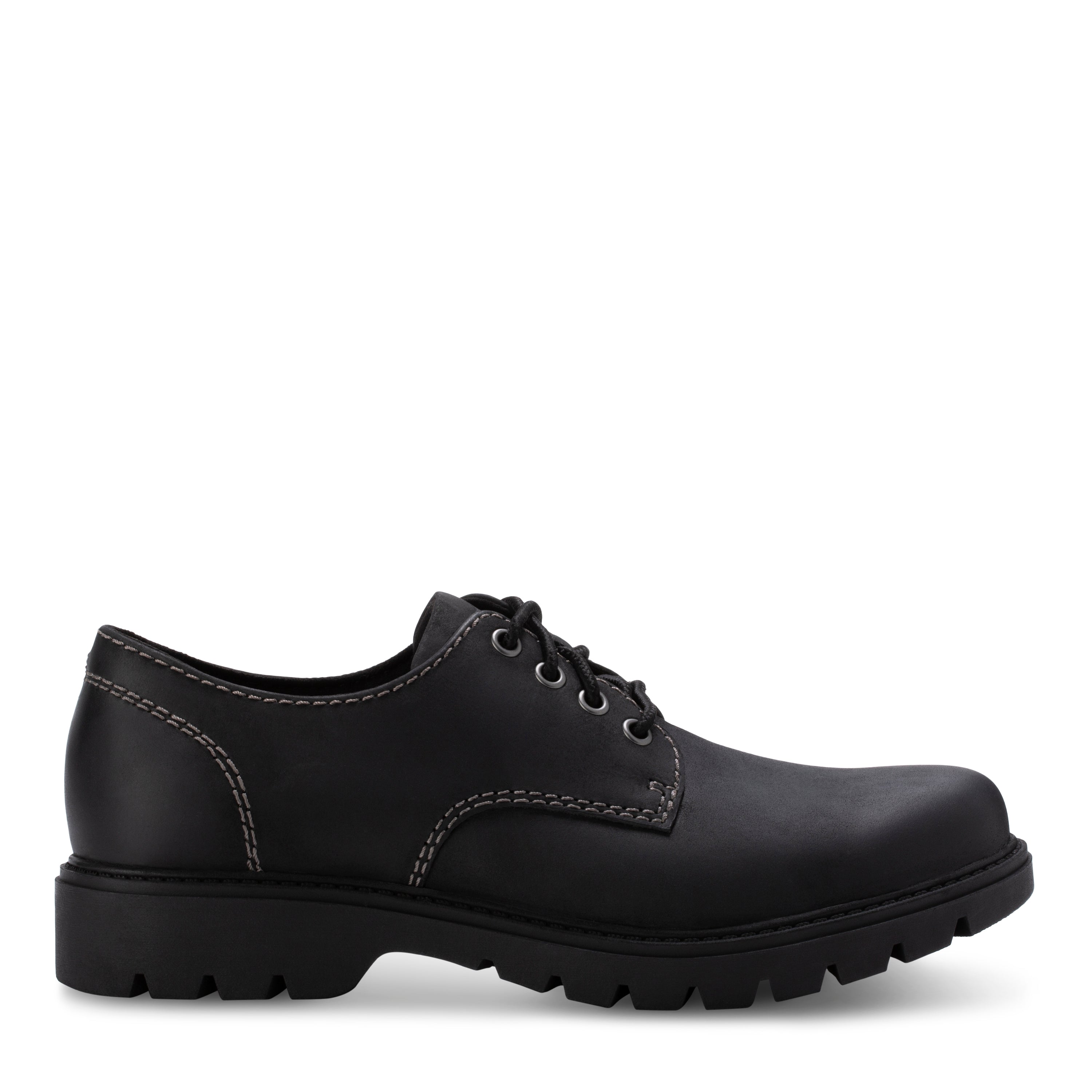 Discover the Comfort and Style of Men's Eastland Plainview Oxford Shoes